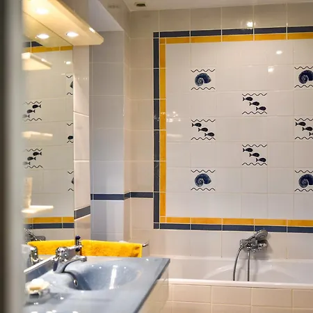 빌라 Manoir De Rousse 320 M2 En Campagne Piscine Wifi Jardins Deneze-sous-Doue