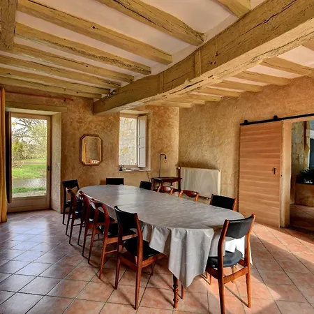 Vila Manoir De Rousse 320 M2 En Campagne Piscine Wifi Jardins